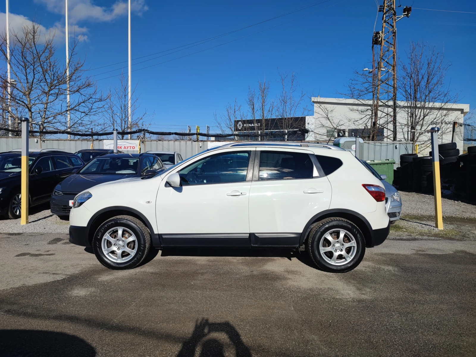 Nissan Qashqai 2.0-141ks-6sk-ГАЗ-КОЖА-4Х4-ПАНОРАМА - изображение 4