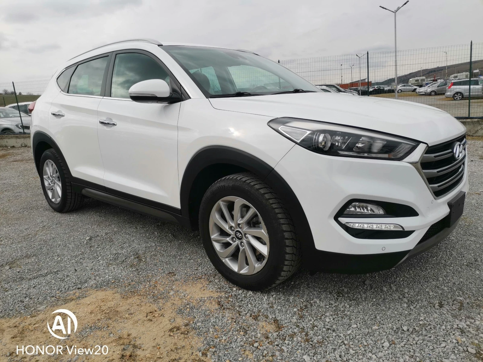 Hyundai Tucson 2, 0d 4x4, снимка 2 - Автомобили и джипове - 53949024