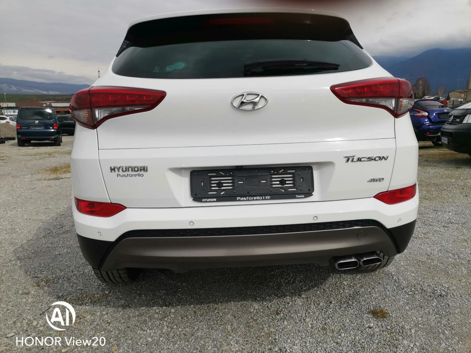Hyundai Tucson 2, 0d 4x4, снимка 4 - Автомобили и джипове - 53949024