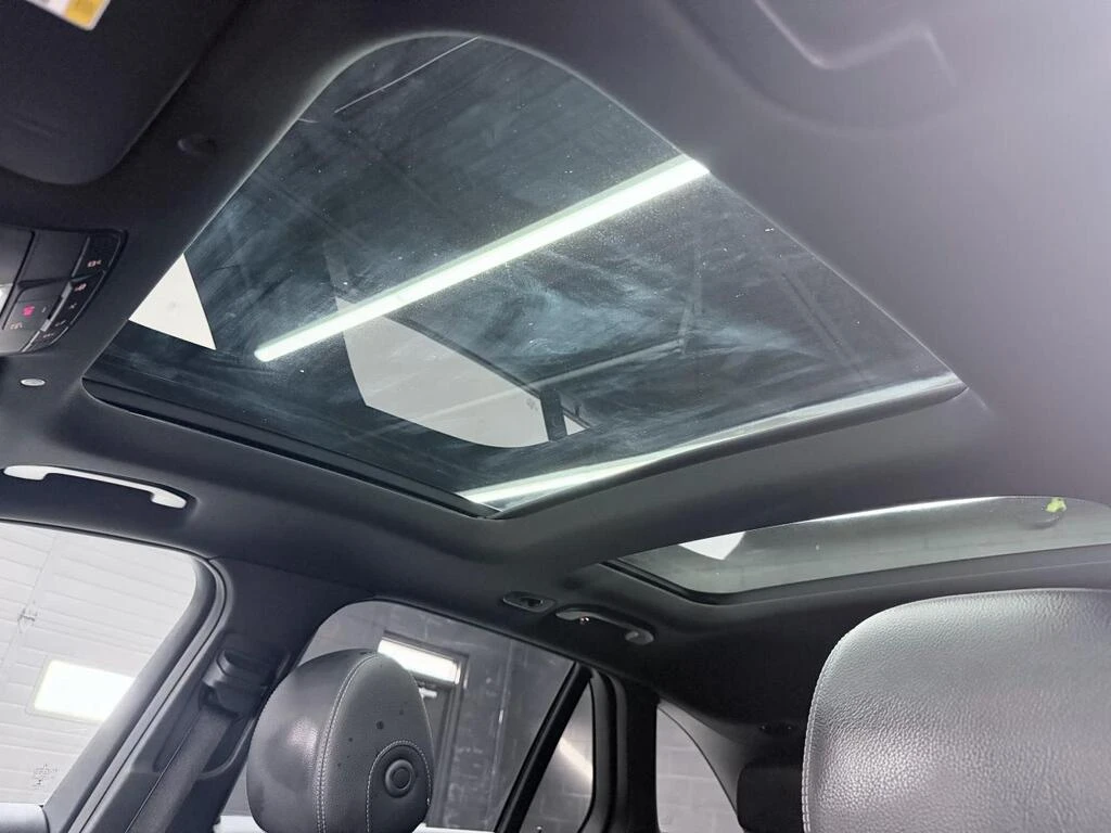 Mercedes-Benz GLC AMG PKG| NAV| CARPLAY| 360CAM| BSM| FCW| LKA| PANO, снимка 16 - Автомобили и джипове - 53985036