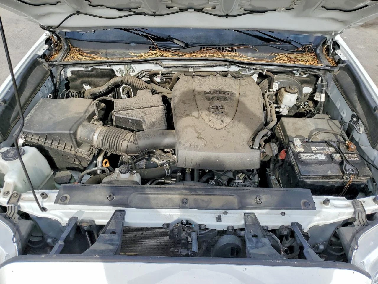 Toyota Tacoma 3.5l Sr5 V6, снимка 11 - Автомобили и джипове - 54323667