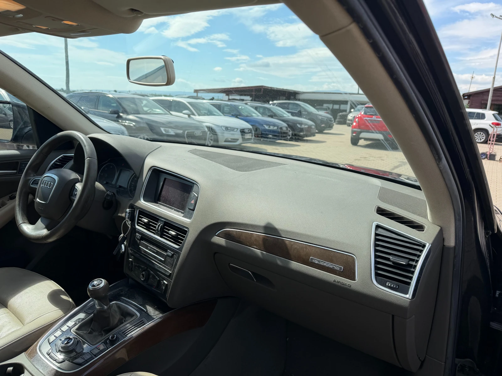 Audi Q5 2.0TDI QUATTRO KOJA/NAVI EURO 5, снимка 10 - Автомобили и джипове - 54564959