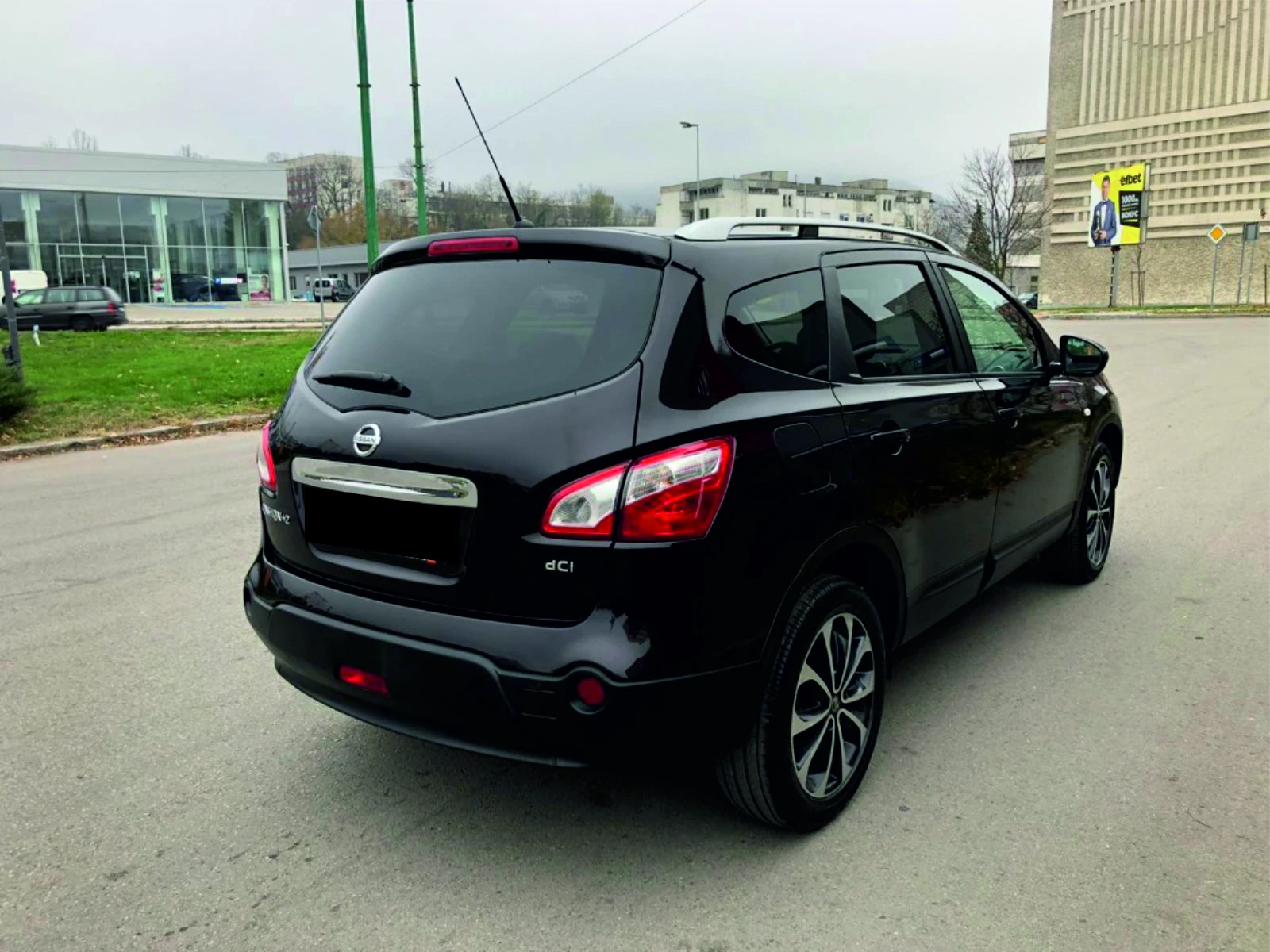 Nissan Qashqai SUV, снимка 3 - Автомобили и джипове - 54726979