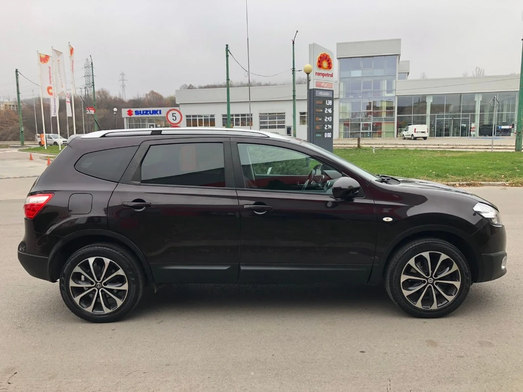 Nissan Qashqai SUV, снимка 7 - Автомобили и джипове - 54726979