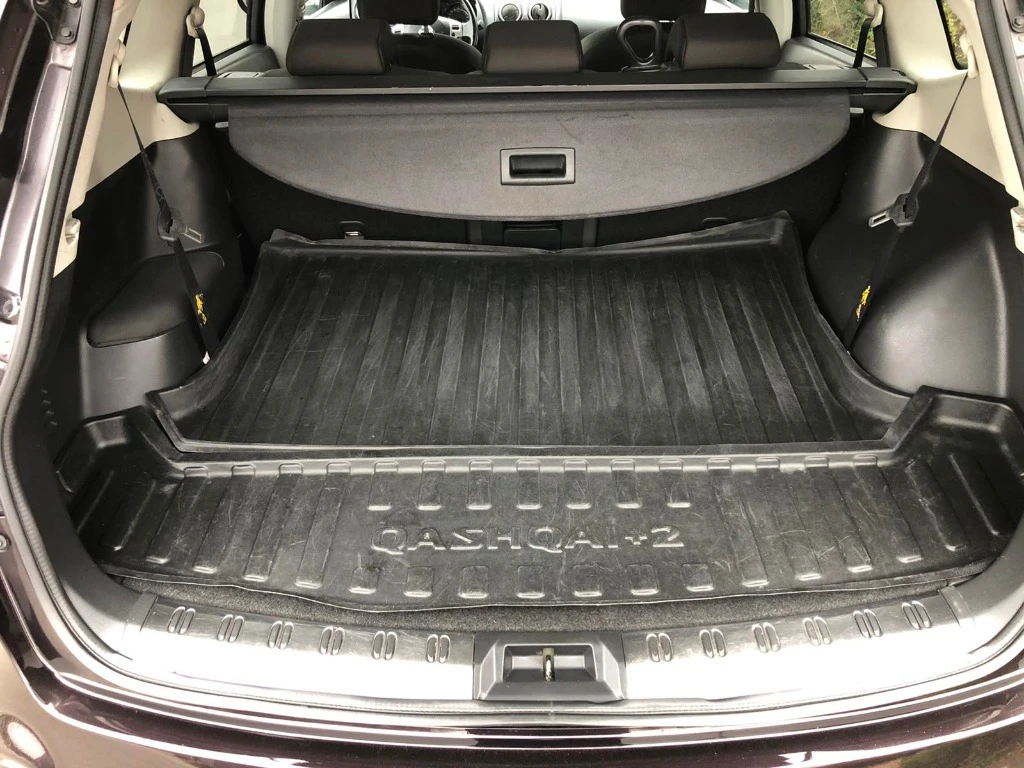 Nissan Qashqai SUV, снимка 11 - Автомобили и джипове - 54726979