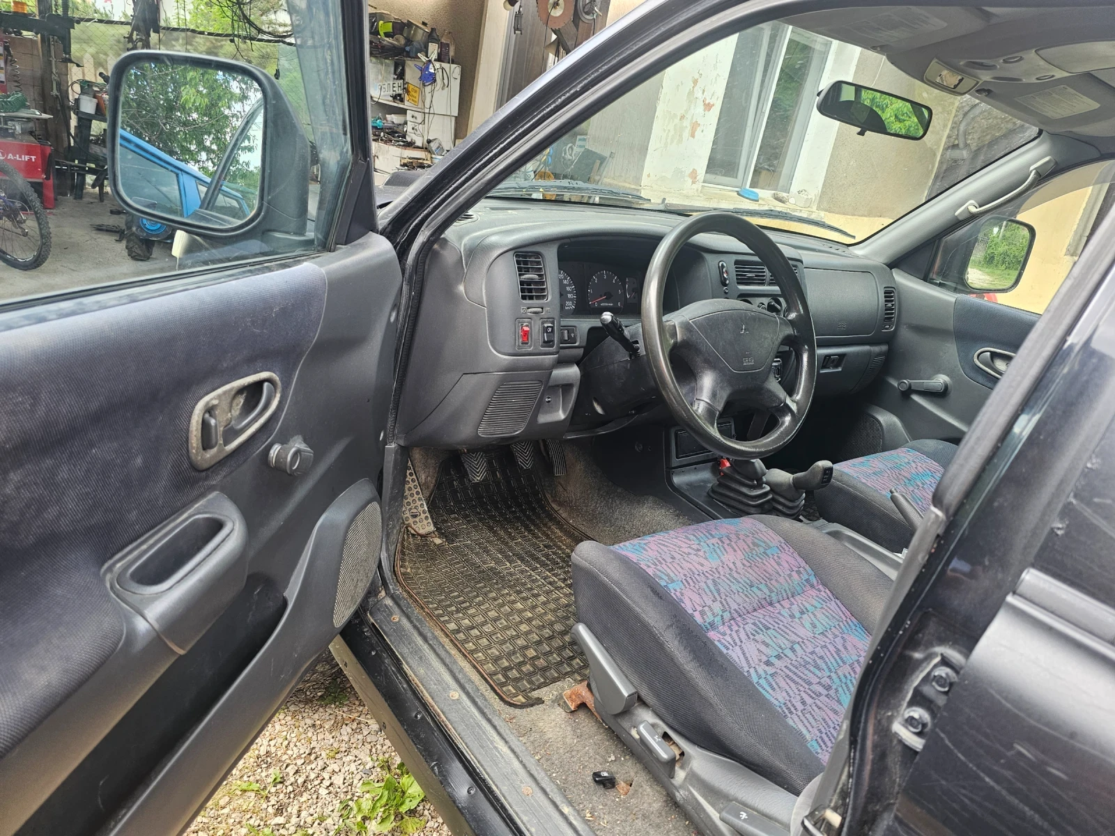 Mitsubishi Pajero sport, снимка 2 - Автомобили и джипове - 54753112