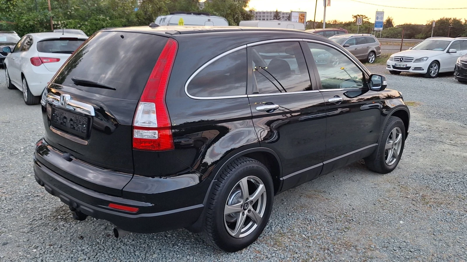 Honda Cr-v 2.0 Facelift-подгрев-ксенон-парктроник, снимка 3 - Автомобили и джипове - 55194526
