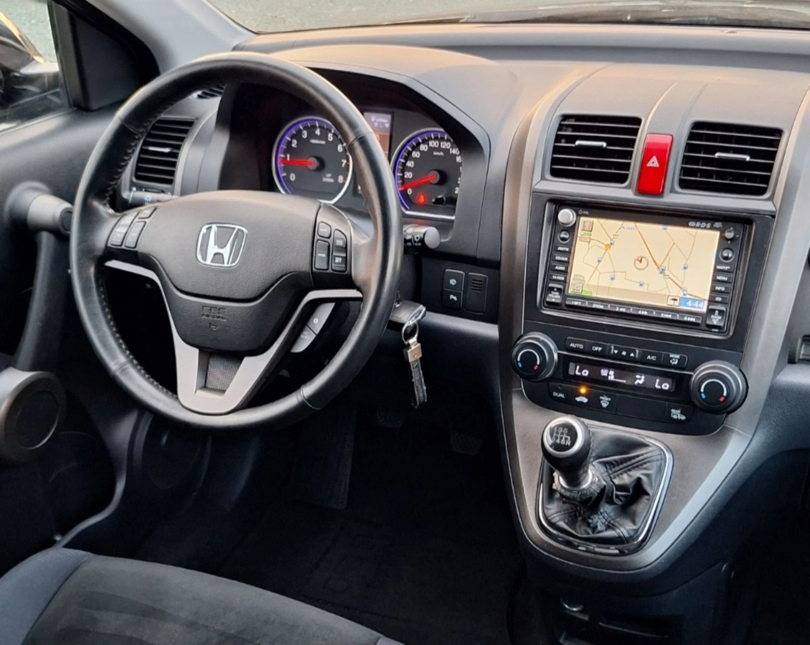 Honda Cr-v 2.0 Facelift-подгрев-ксенон-парктроник, снимка 14 - Автомобили и джипове - 55194526