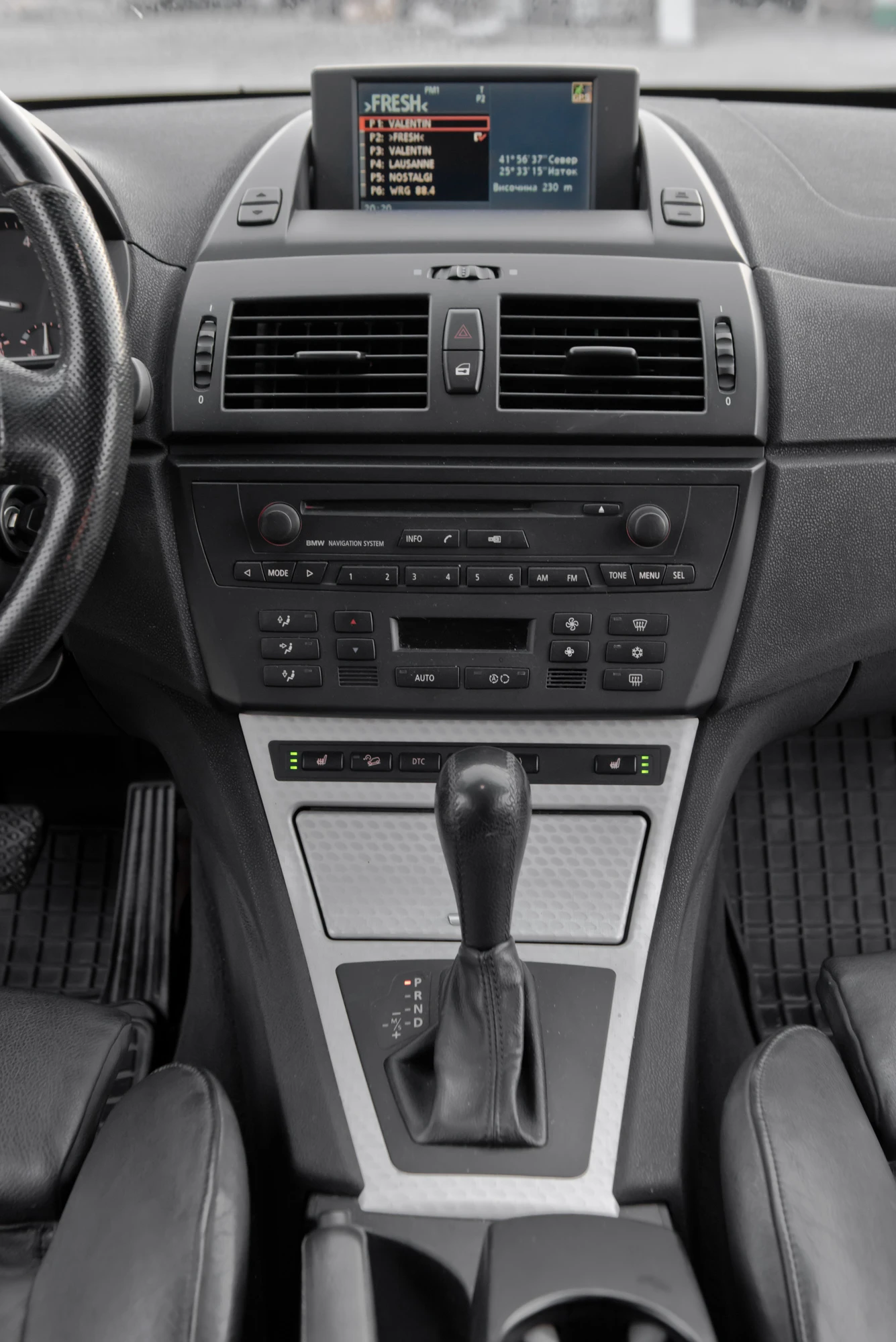 BMW X3 3.0i-ГАЗ-NAVI-AUTOMATIC-КОЖА-4х4-РЕГИСТРАЦИЯ, снимка 12 - Автомобили и джипове - 55227530