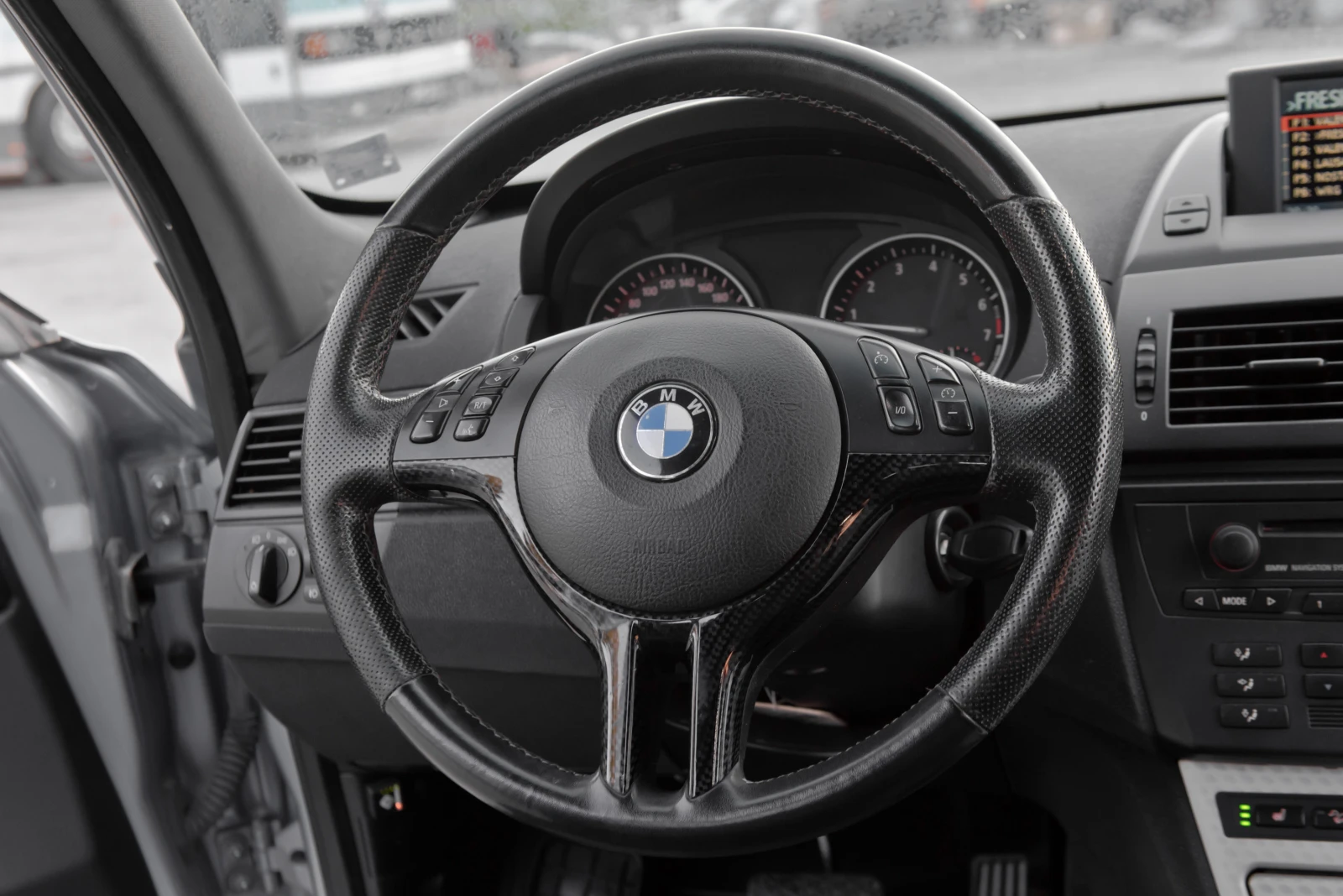 BMW X3 3.0i-ГАЗ-NAVI-AUTOMATIC-КОЖА-4х4-РЕГИСТРАЦИЯ, снимка 10 - Автомобили и джипове - 55227530