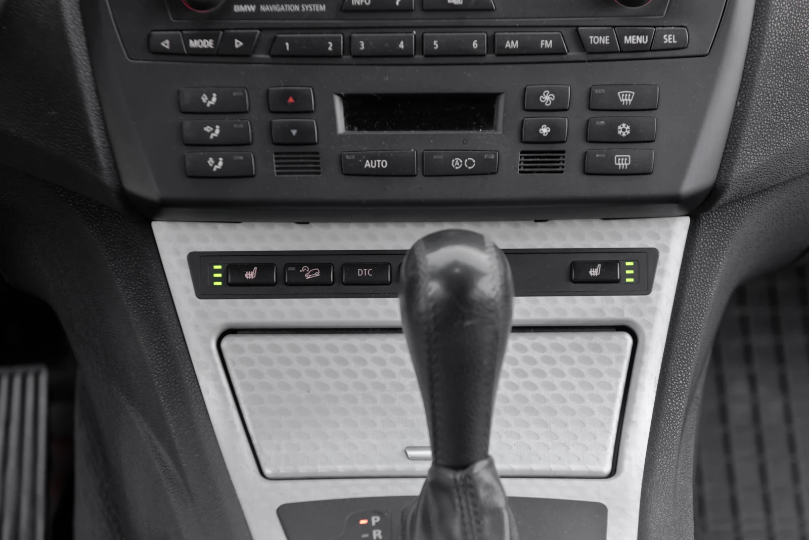 BMW X3 3.0i-ГАЗ-NAVI-AUTOMATIC-КОЖА-4х4-РЕГИСТРАЦИЯ, снимка 13 - Автомобили и джипове - 55227530
