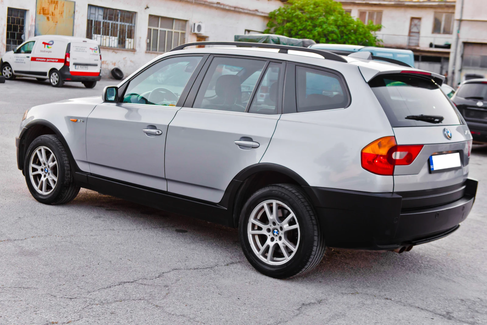 BMW X3 3.0i-ГАЗ-NAVI-AUTOMATIC-КОЖА-4х4-РЕГИСТРАЦИЯ, снимка 5 - Автомобили и джипове - 55227530