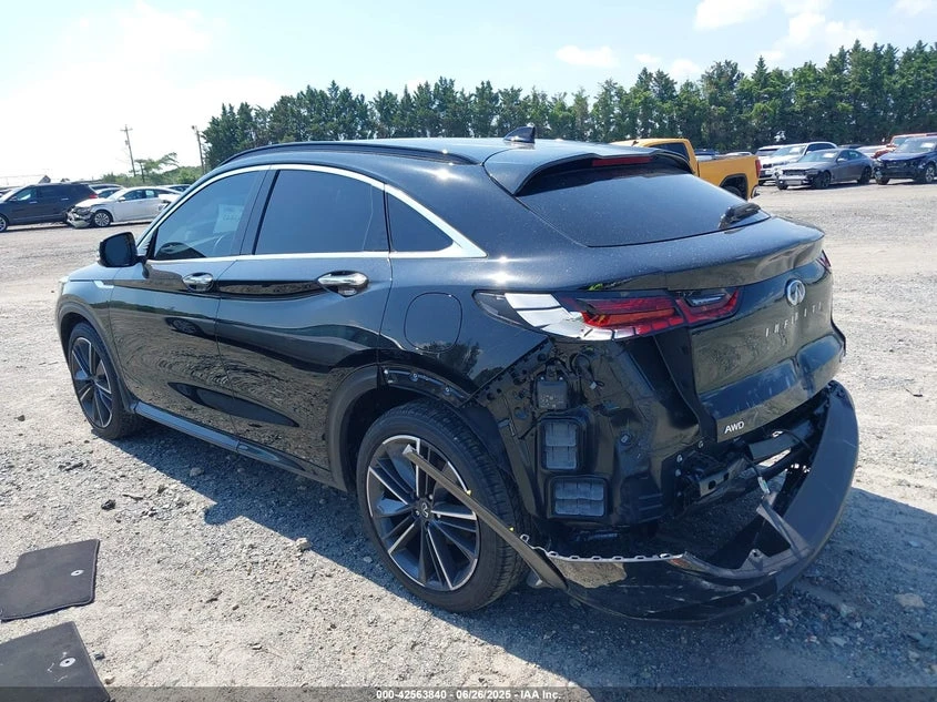 Infiniti Qx 2l 55 Essential Awd, снимка 3 - Автомобили и джипове - 55397811