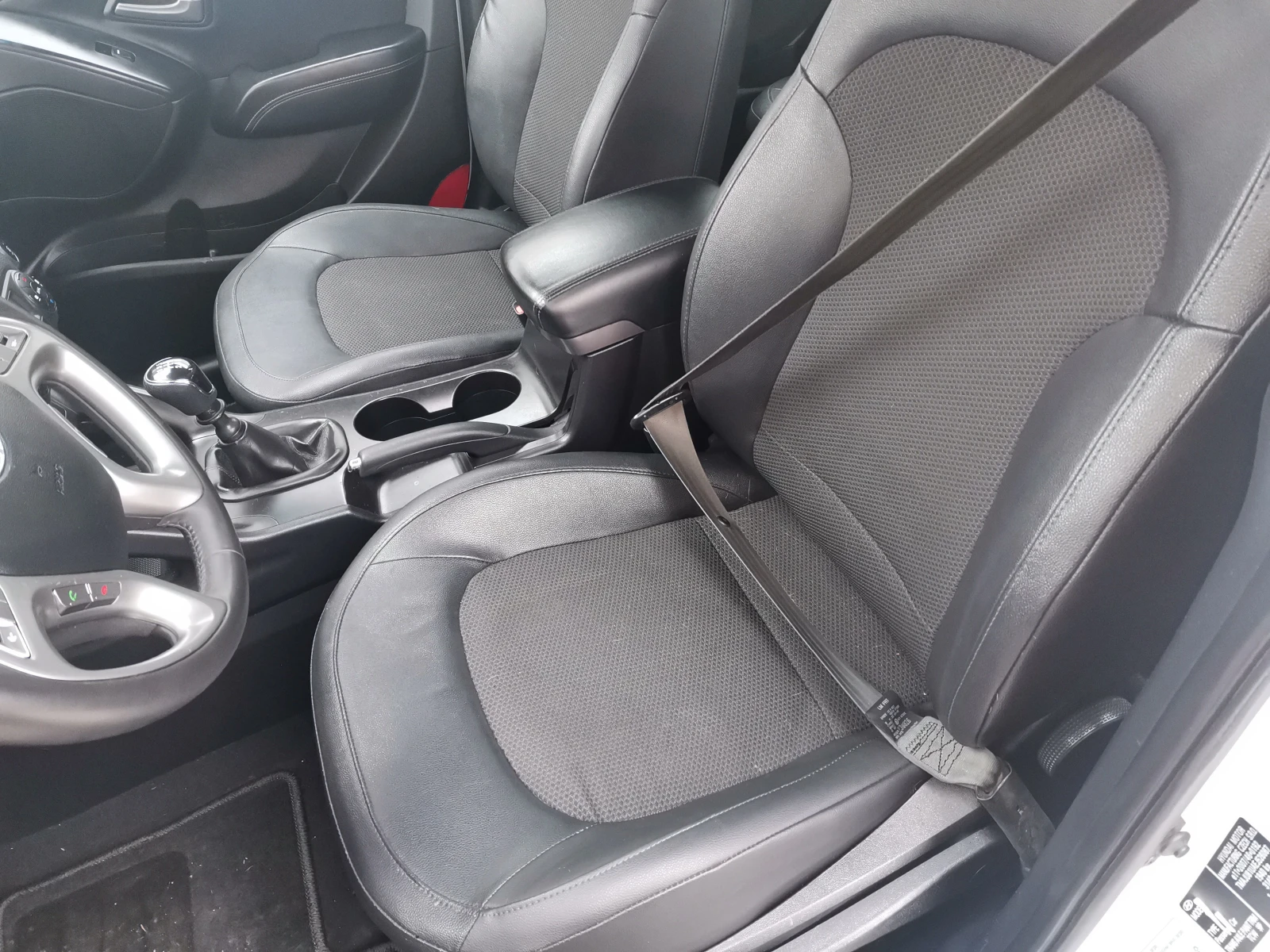Hyundai IX35 1, 7cdti фейс/панорама, снимка 11 - Автомобили и джипове - 55578161
