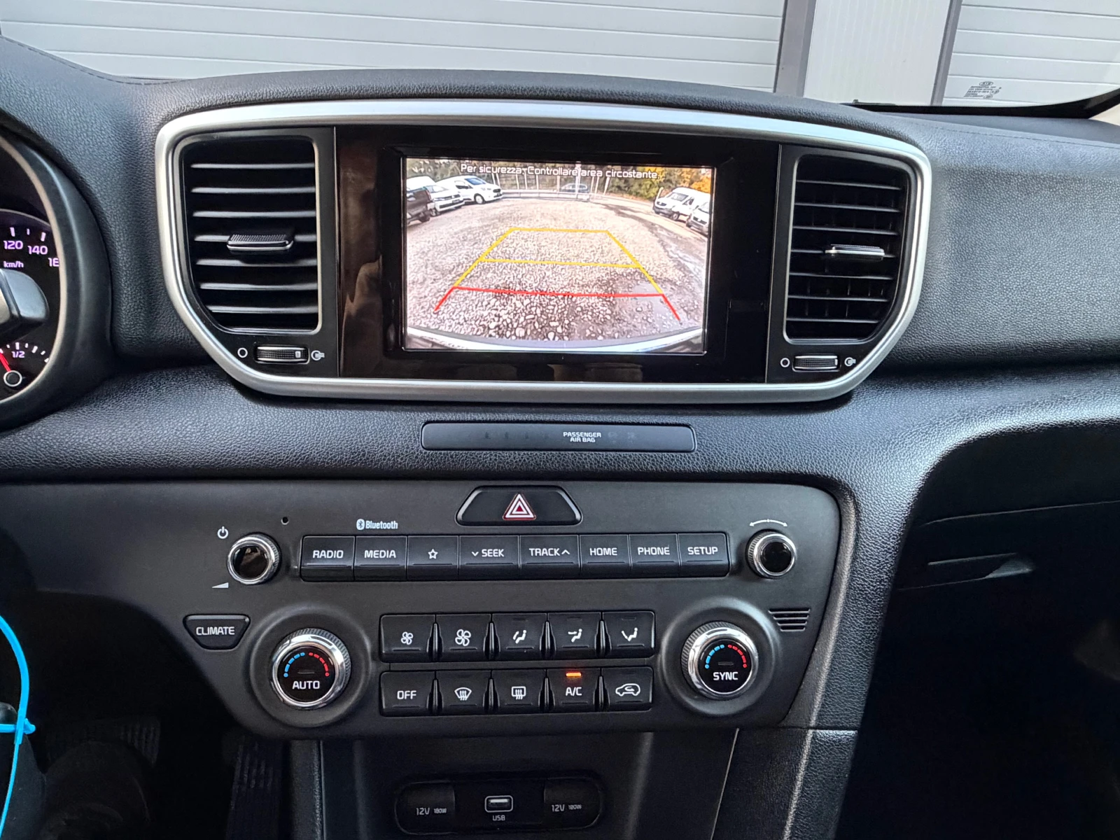 Kia Sportage 1.6CRDI* FACE* AVTOMAT* LED* 10.10.2020, снимка 15 - Автомобили и джипове - 55621890
