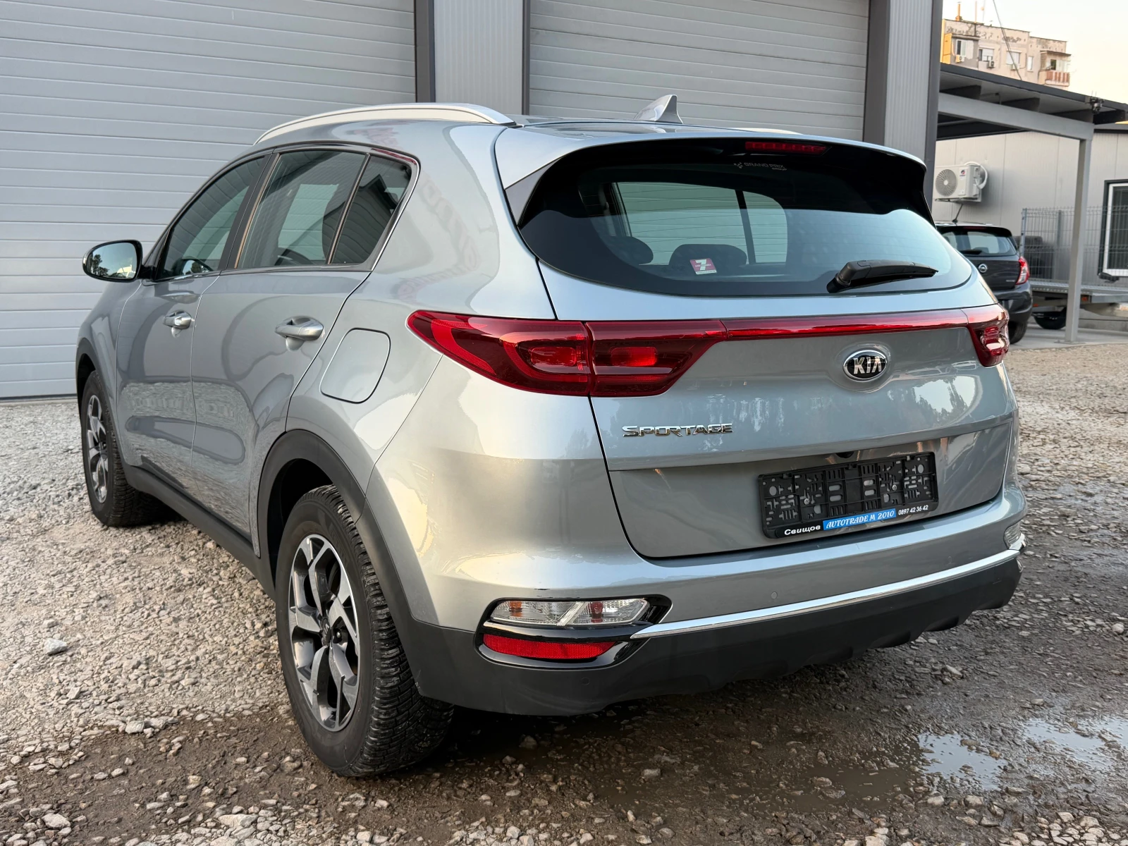 Kia Sportage 1.6CRDI* FACE* AVTOMAT* LED* 10.10.2020, снимка 6 - Автомобили и джипове - 55621890
