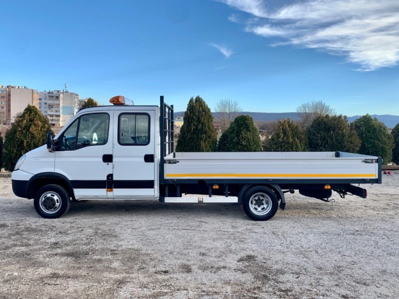 Iveco Daily 3.0* 7МЕСТА* 4.20М МАКСИ БАЗА* КЛИМА* ВСИЧКИ ЕКСТР, снимка 3 - Бусове и автобуси - 49504289