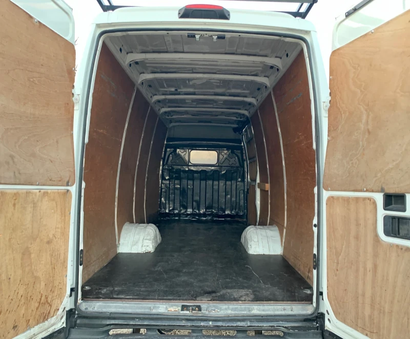 Iveco Daily 197км* MAXI XXL 4.70* КЛИМА* БАГАЖНИК* СЕРВИЗНА КН, снимка 6 - Бусове и автобуси - 53570352