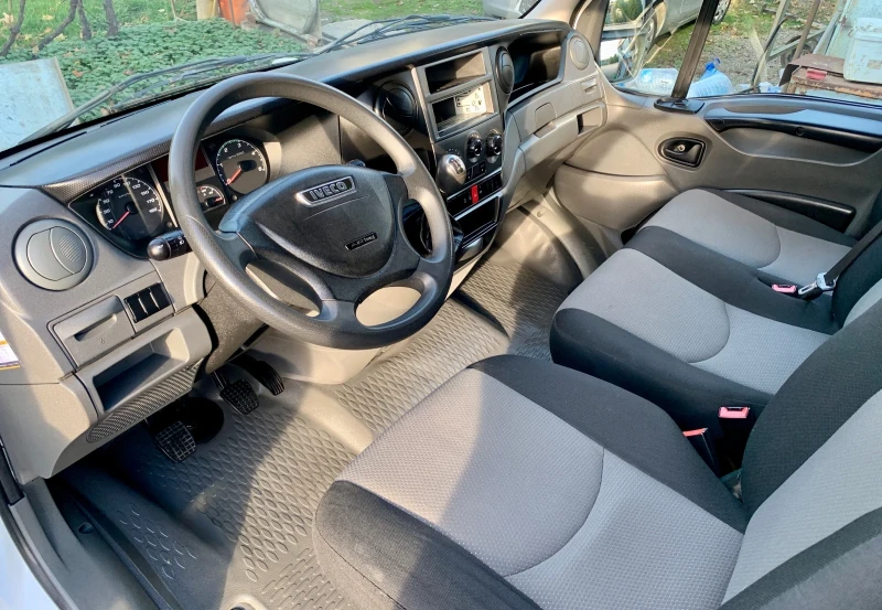 Iveco Daily 197км* MAXI XXL 4.70* КЛИМА* БАГАЖНИК* СЕРВИЗНА КН, снимка 11 - Бусове и автобуси - 53570352