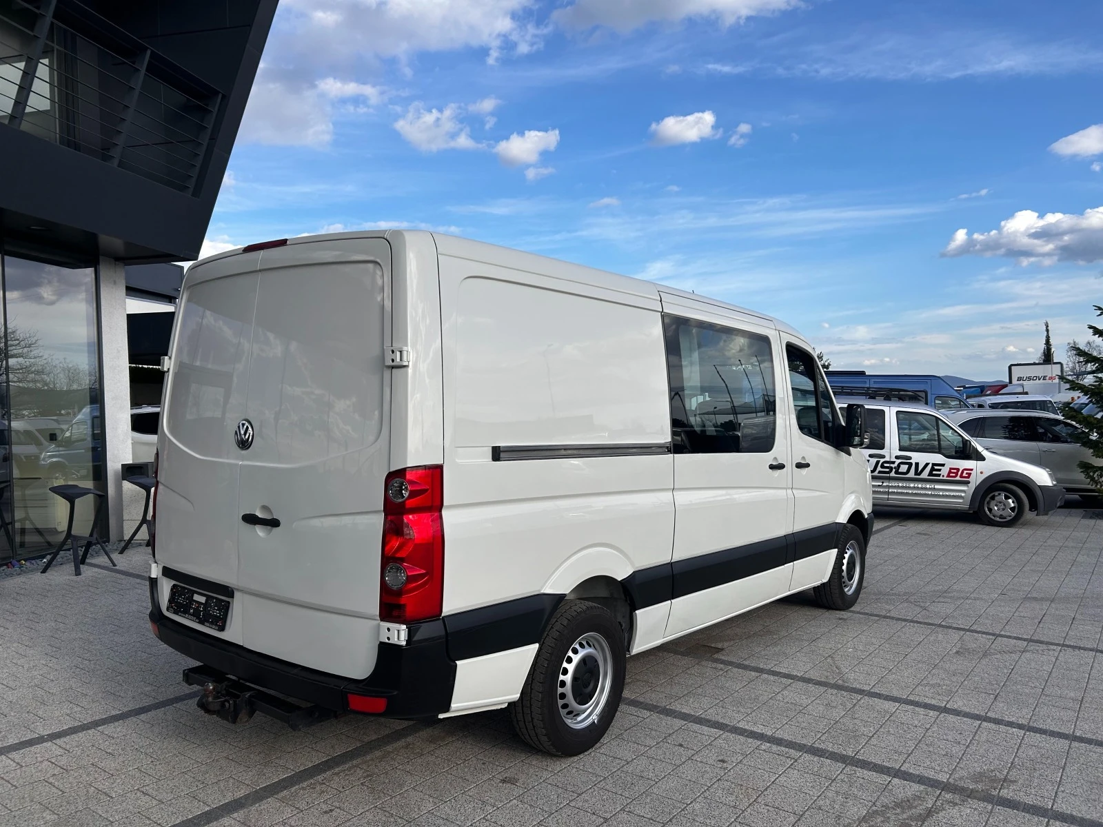 VW Crafter 2.5TDI L2H1 Клима 6-местен - изображение 5