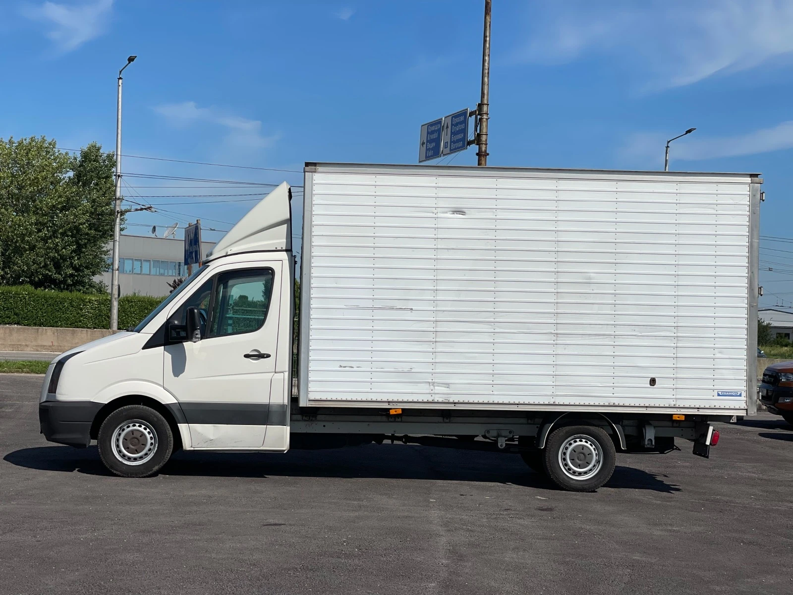 VW Crafter 2.5TDi Италия / Климатик / Фургон - изображение 3