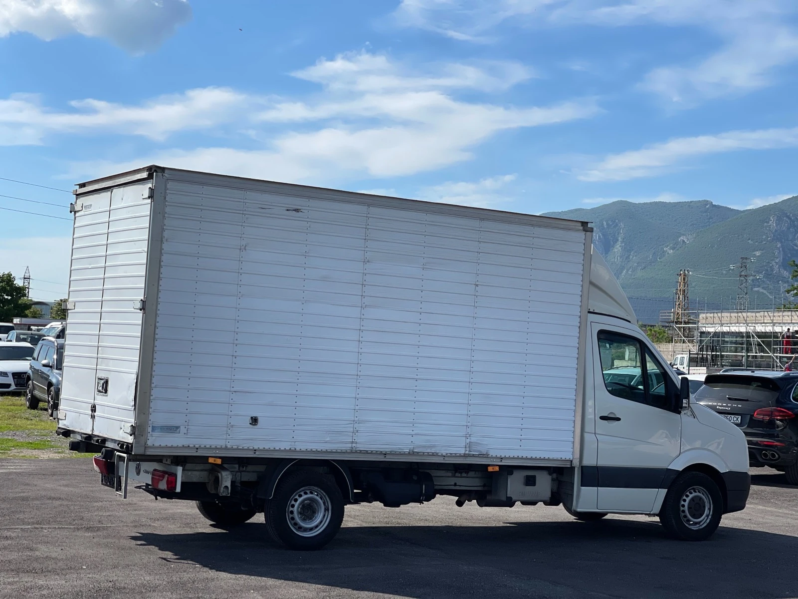 VW Crafter 2.5TDi Италия / Климатик / Фургон - изображение 5