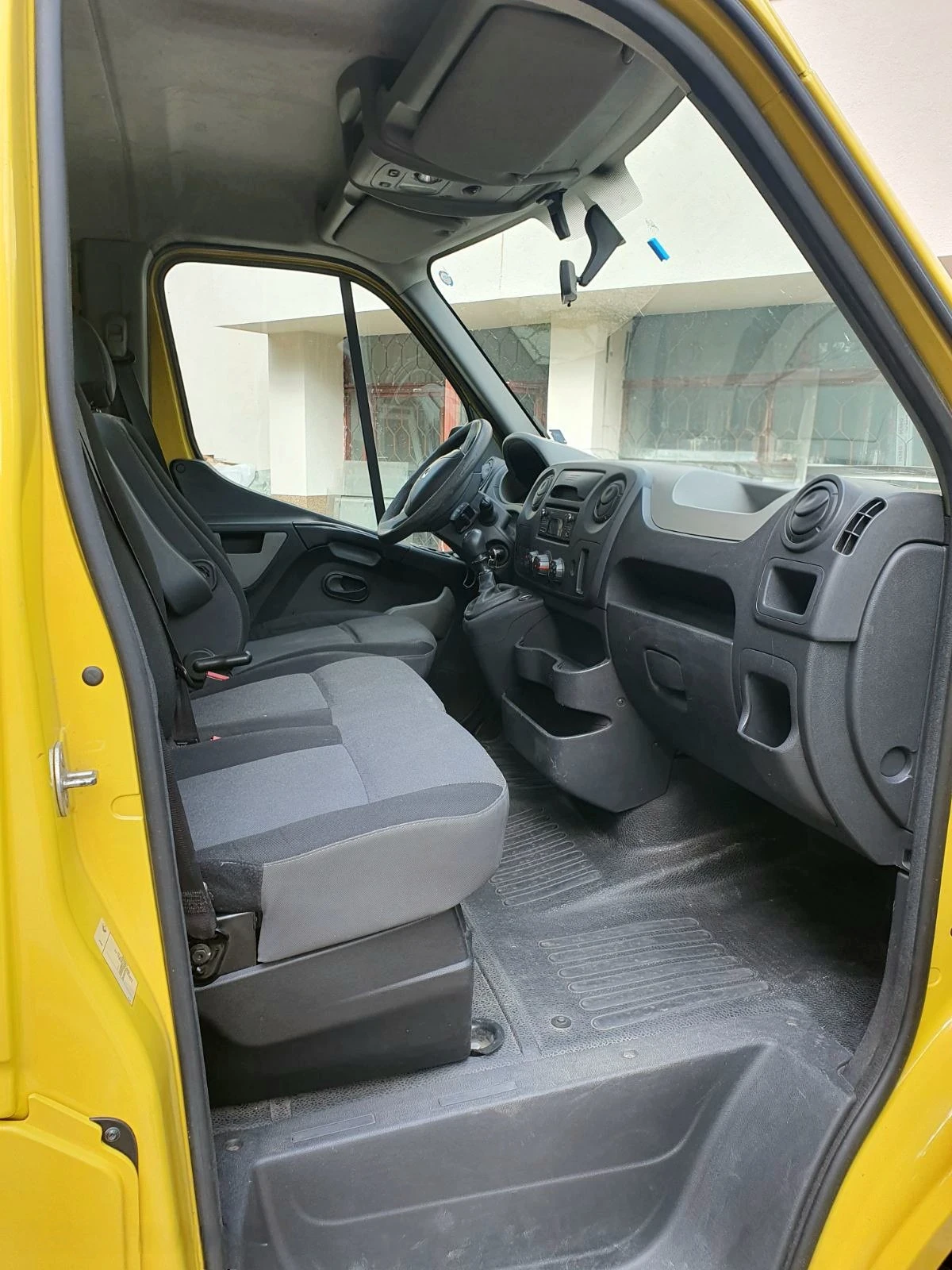 Renault Master 2.3 dCi 165 - изображение 6