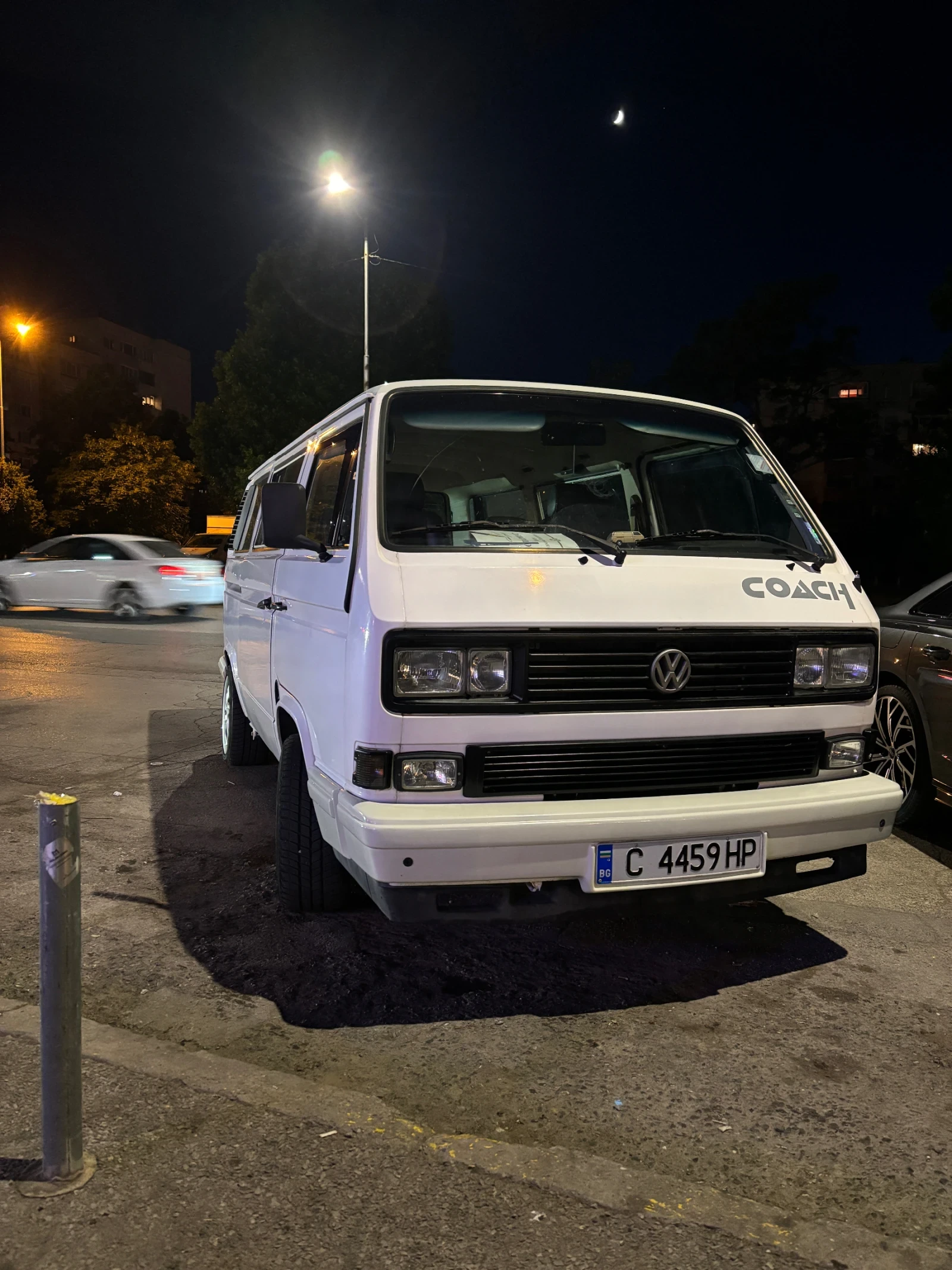 VW Caravelle