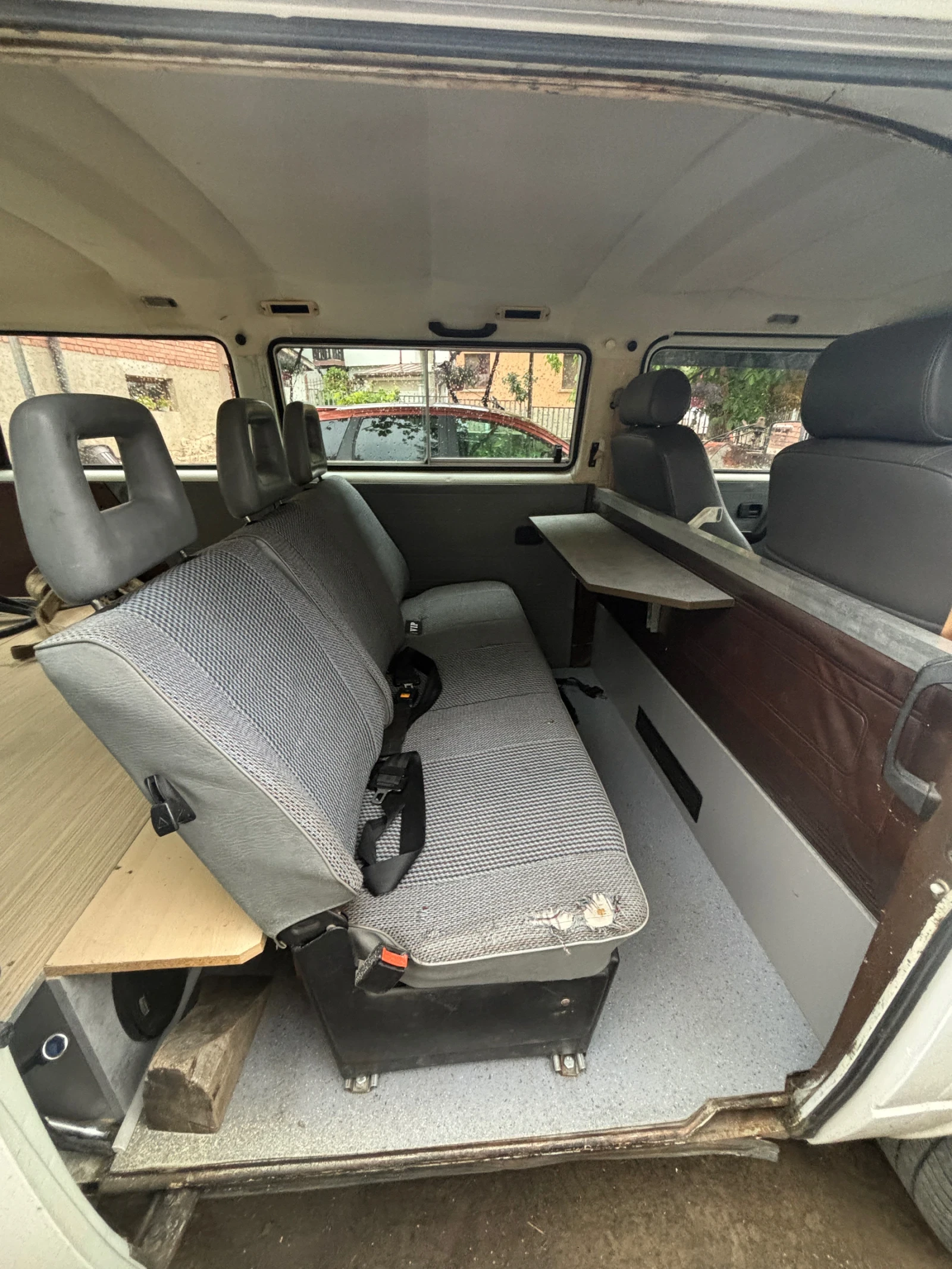 VW Caravelle, снимка 9 - Бусове и автобуси - 55212085