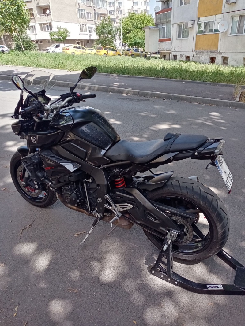 Yamaha Mt-10 Като нов, реални км сервизна история!!! , снимка 4 - Мотоциклети и мототехника - 46168624