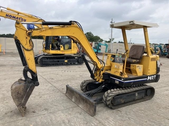 Багер Hitachi Hanix H27 * ОЧАКВАН 22.12.2026!!!
