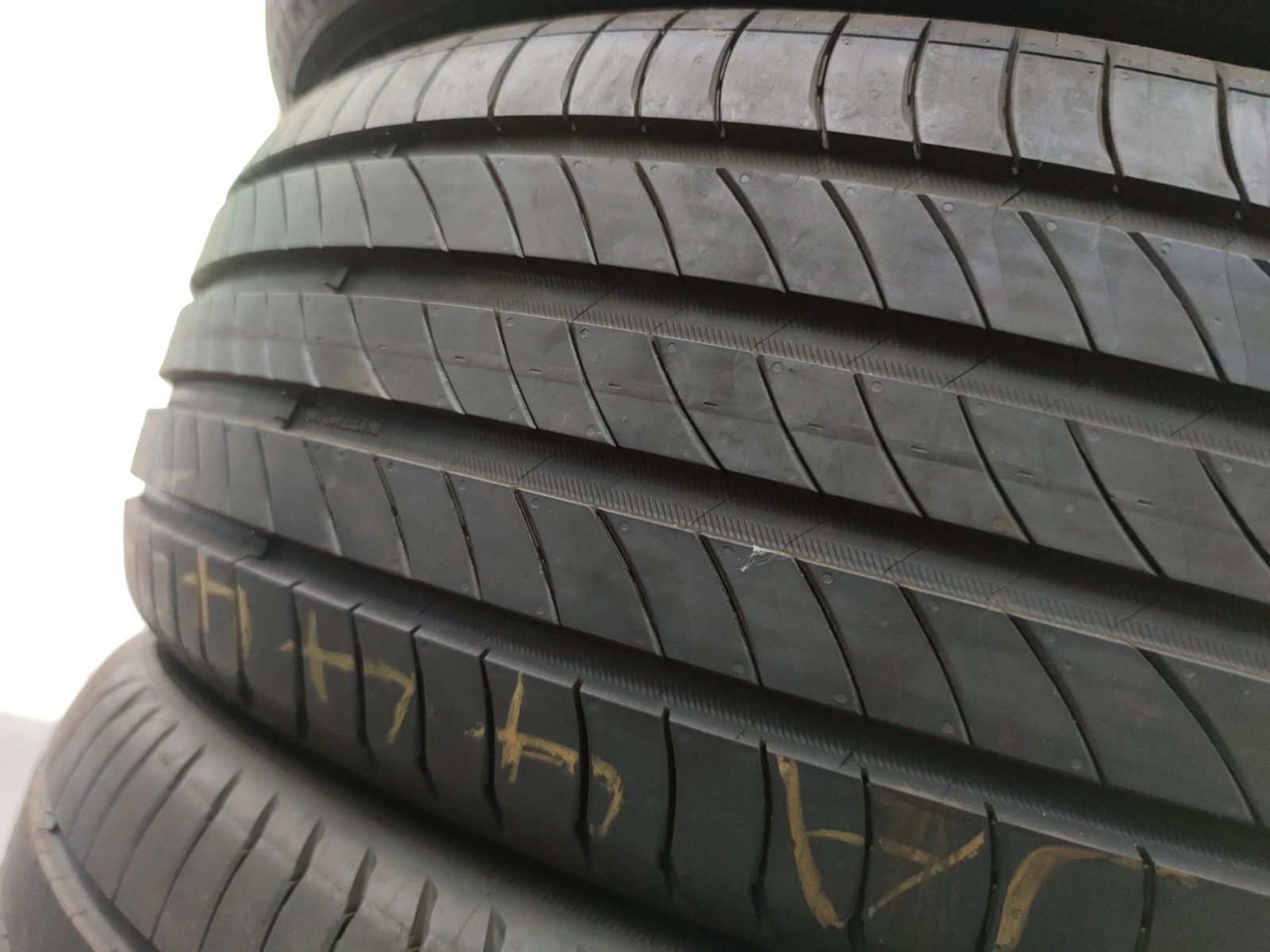 ���� 205/55R19 | Mobile.bg � ����������� 7