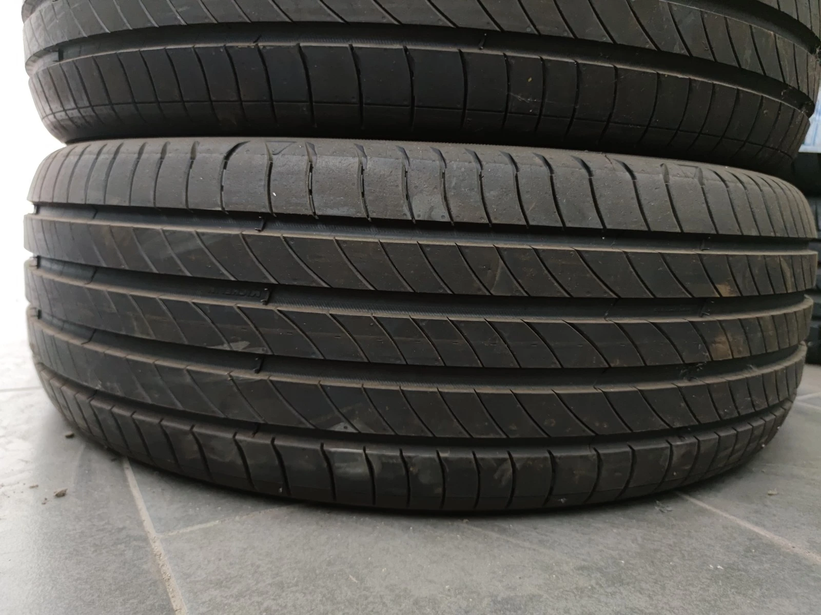 ���� 205/55R19 | Mobile.bg � ����������� 4