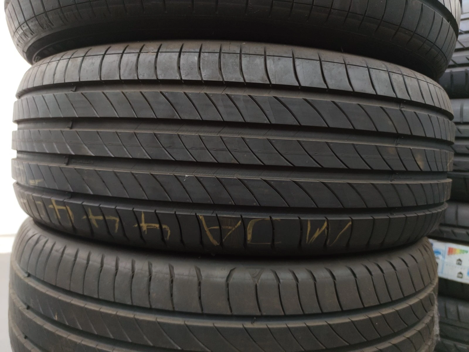 ���� 205/55R19 | Mobile.bg � ����������� 2