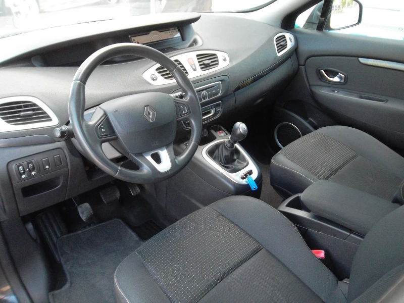 Renault Grand scenic 7 места  ШВЕЙЦАРИЯ 1.4tCE-131 к.с, снимка 6 - Автомобили и джипове - 37607403