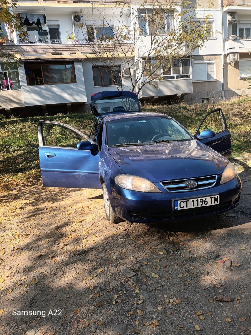 Daewoo Lacetti 1.6 I, снимка 2 - Автомобили и джипове - 47902754