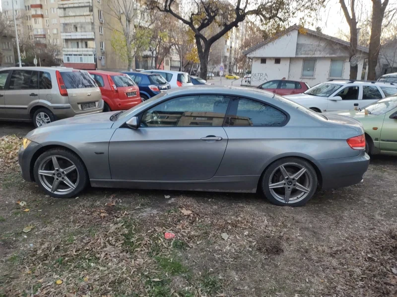 BMW 320, снимка 7 - Автомобили и джипове - 48158120