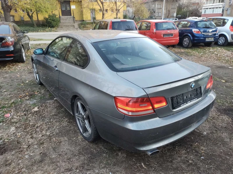 BMW 320, снимка 6 - Автомобили и джипове - 48158120