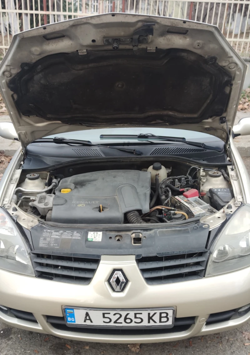 Renault Clio 1.5 DCI Уникат , снимка 5 - Автомобили и джипове - 48353969