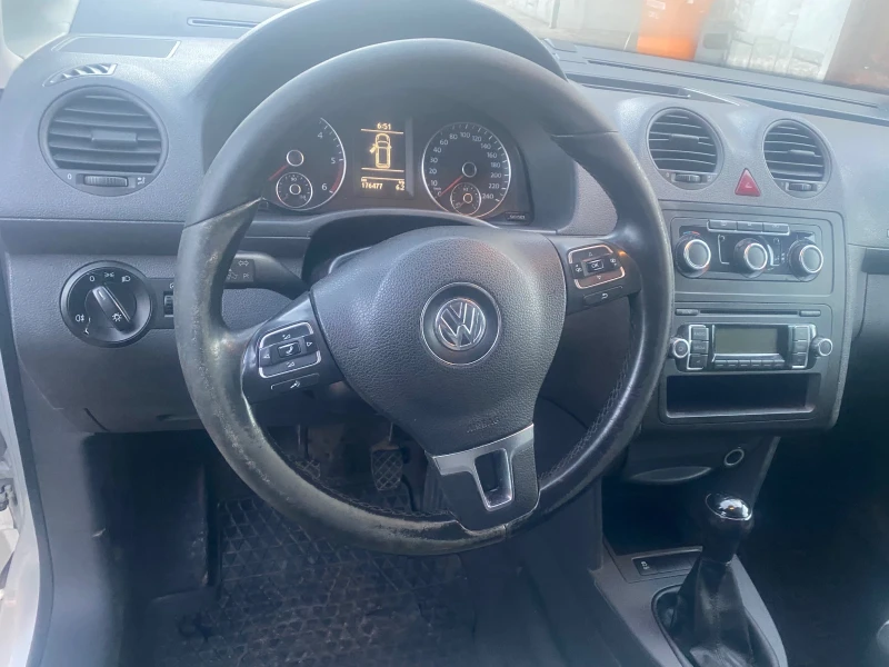 VW Caddy 1.6tdi 105к.с. Maxi Klima, снимка 7 - Автомобили и джипове - 48523543