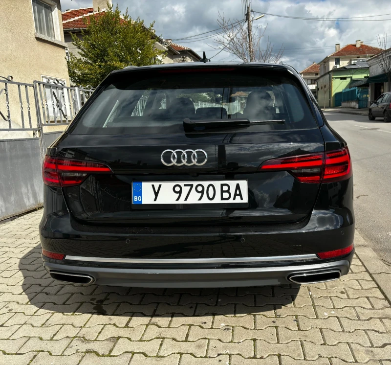 Audi A4 35 TFSI 2.0 MILD HYBRID, снимка 4 - Автомобили и джипове - 48705946