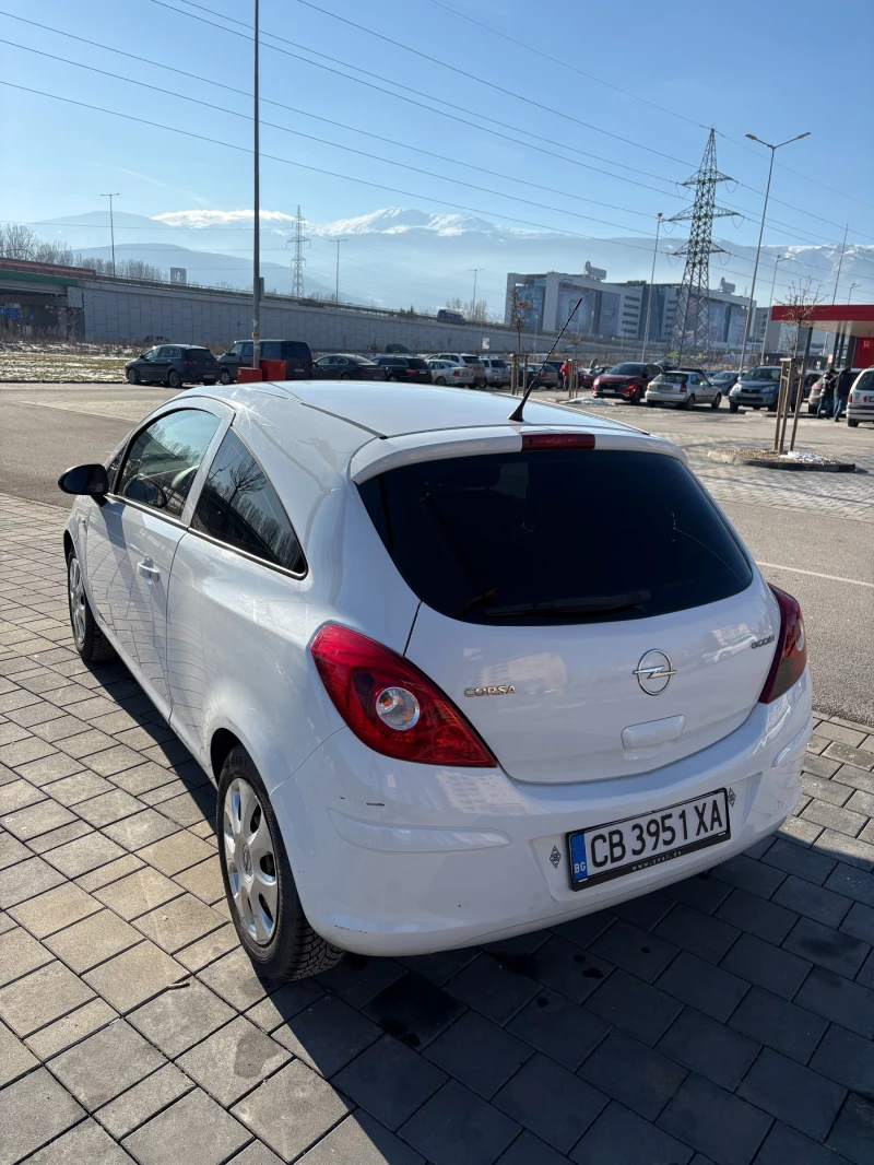 Opel Corsa 1, 0, снимка 4 - Автомобили и джипове - 49469915