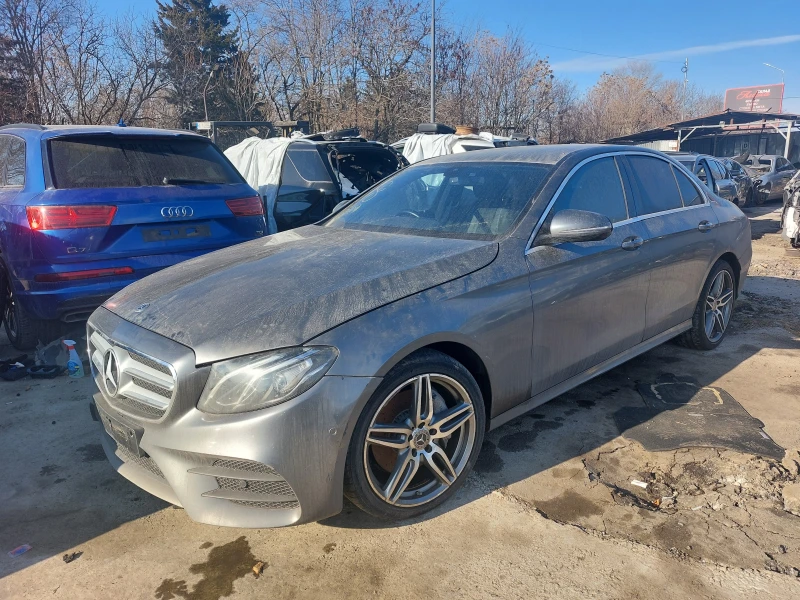 Mercedes-Benz E 220 d W213 AMG код 654 на реални 68 000 км, снимка 3 - Автомобили и джипове - 48958821