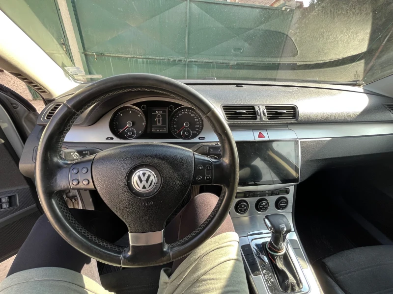 VW Passat, снимка 16 - Автомобили и джипове - 49538087