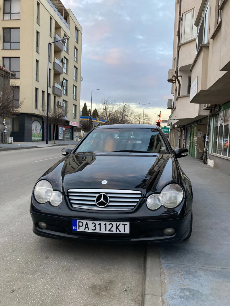 Mercedes-Benz C 180 Компресор, снимка 1 - Автомобили и джипове - 49404853