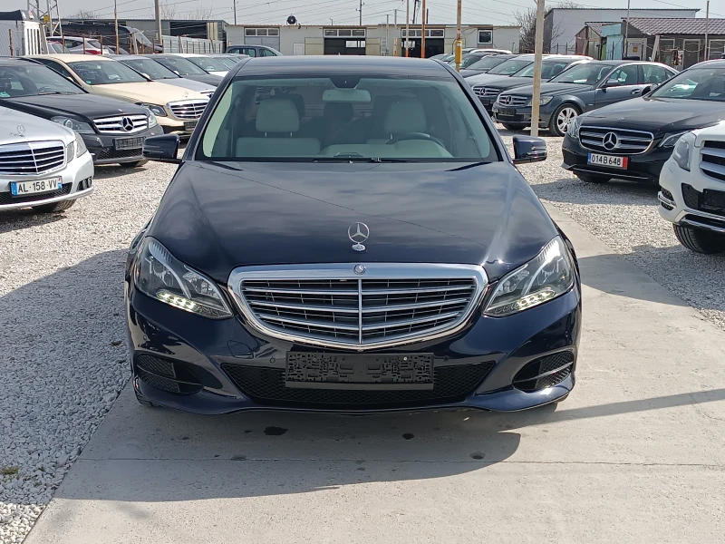 Mercedes-Benz E 220, снимка 2 - Автомобили и джипове - 49448903