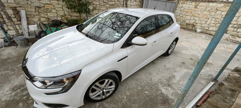 Renault Megane, снимка 2 - Автомобили и джипове - 52493335