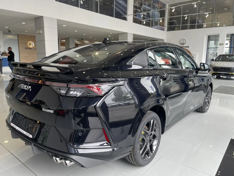 DONGFENG Shine E3, снимка 5 - Автомобили и джипове - 52654738