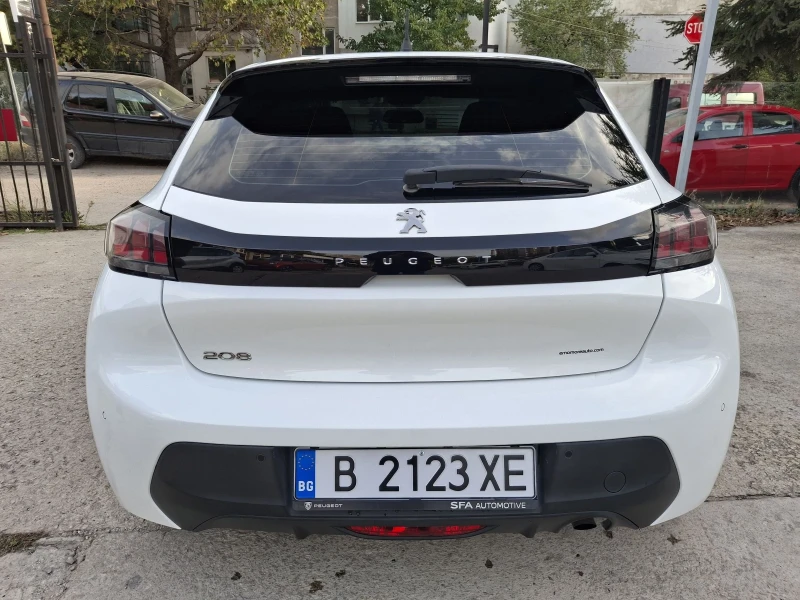 Peugeot 208 1.2 PureTech, снимка 6 - Автомобили и джипове - 52131146