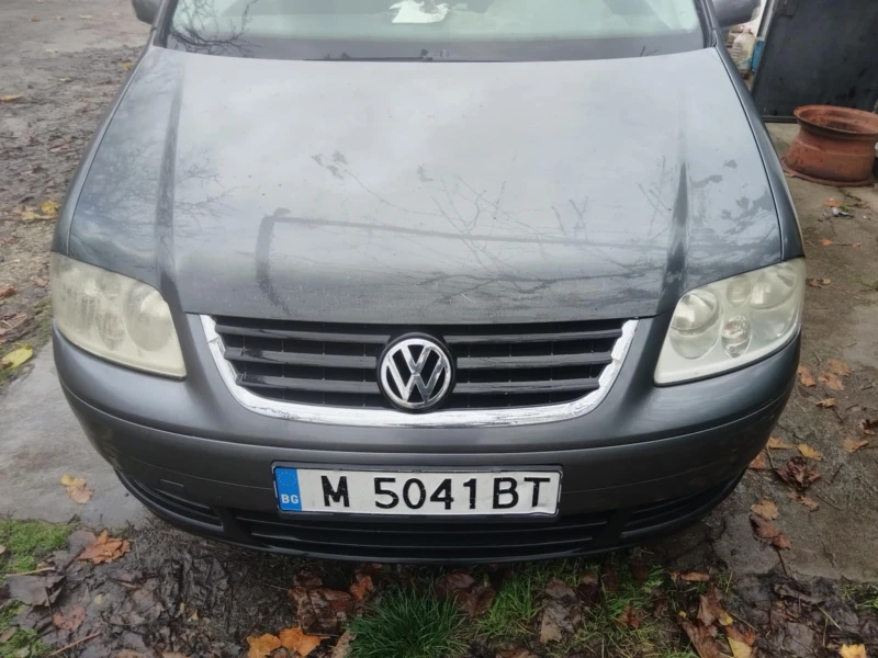 VW Touran, снимка 3 - Автомобили и джипове - 52554904